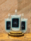 Load image into Gallery viewer, Glacier Night Squeezable Wax Melt - Miigwech Candle Co
